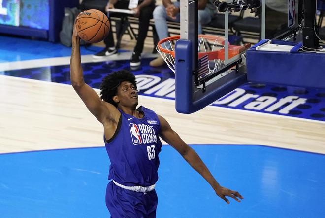 甚至直言自 甚至直言自