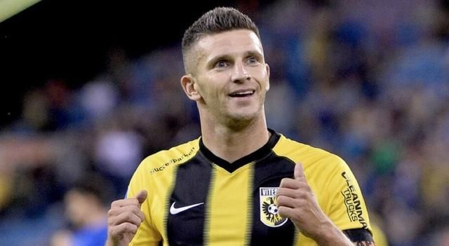 值与关键场 值与关键场