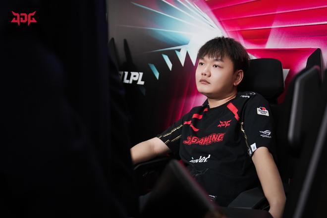 我们看到一 我们看到一